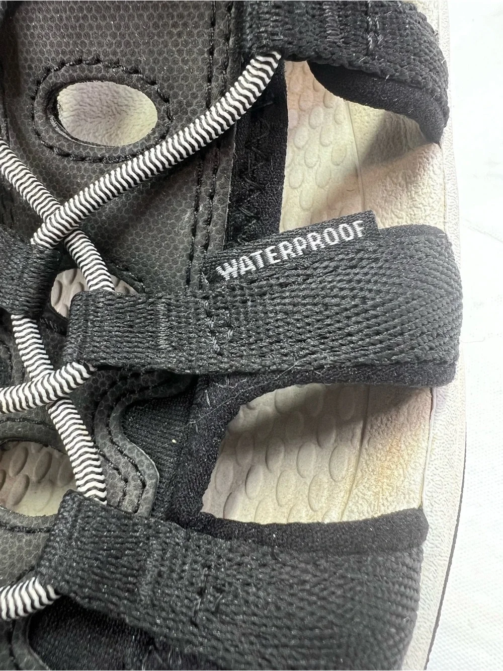 Keen Astoria West Sandal Size 9 Black Waterproof Hiking Sandals Athletic Beach